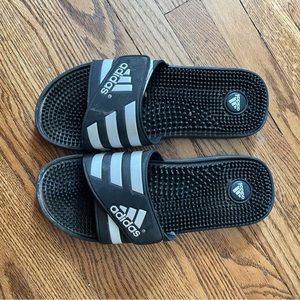 Adidas black and white slip on velcro slippers